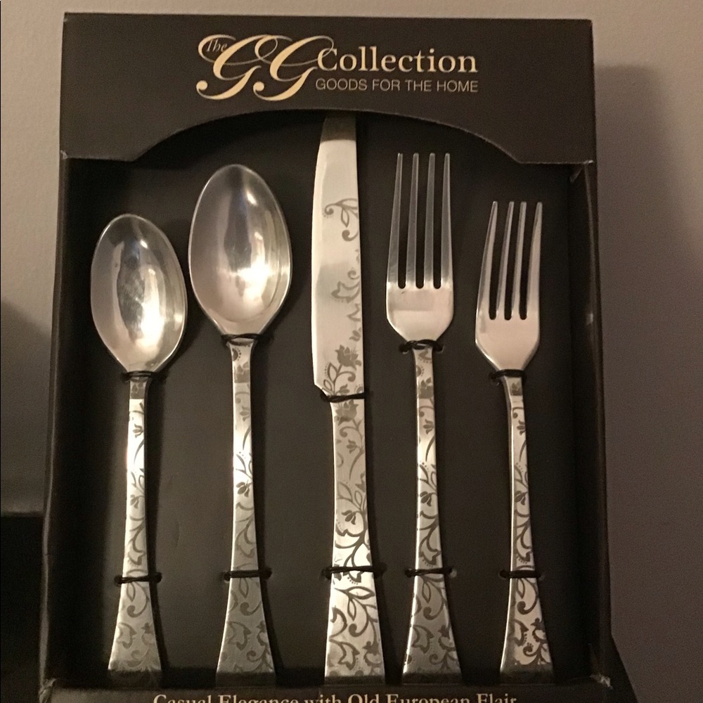 GG COLLECTION FLATWEAR